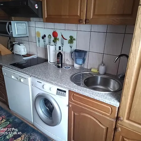 Haus Naehe Flughafen Und Messe Gæstehus