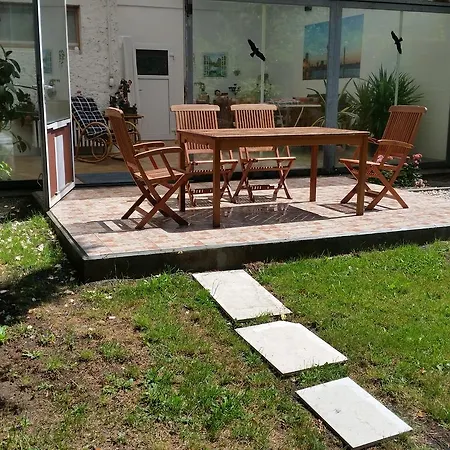 Vendégház Haus Naehe Flughafen Und Messe