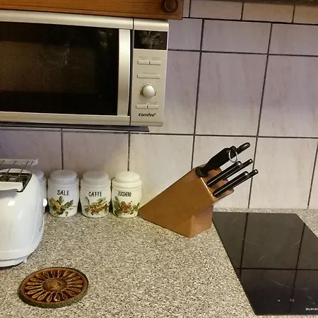 Vendégház Haus Naehe Flughafen Und Messe Düsseldorf