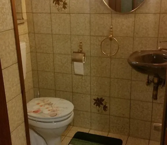 Penzion Haus Naehe Flughafen Und Messe