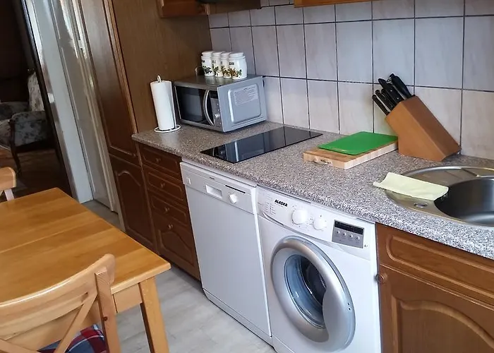 Haus Naehe Flughafen Und Messe Guest house