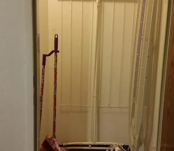 Penzion Haus Naehe Flughafen Und Messe Düsseldorf